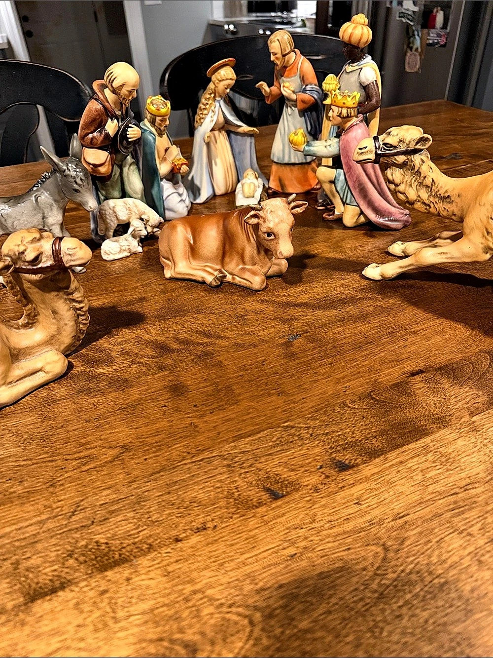 Goebel Hummel Virgin Mary and Joseph Nativity Figurine (HUM 214/A) Hand-painted